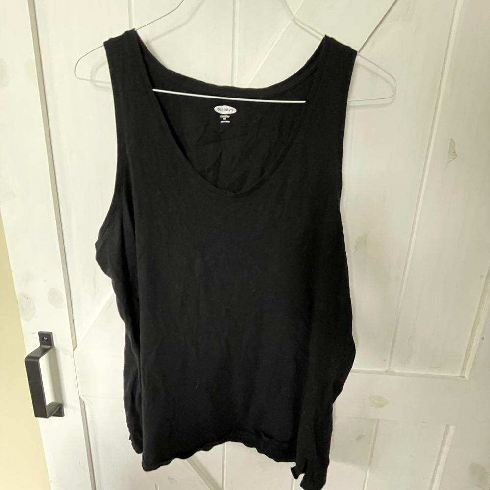 Black sleeveless, top. Old navy, xxl, 2x, 18/20, school, teacher, fall, workout